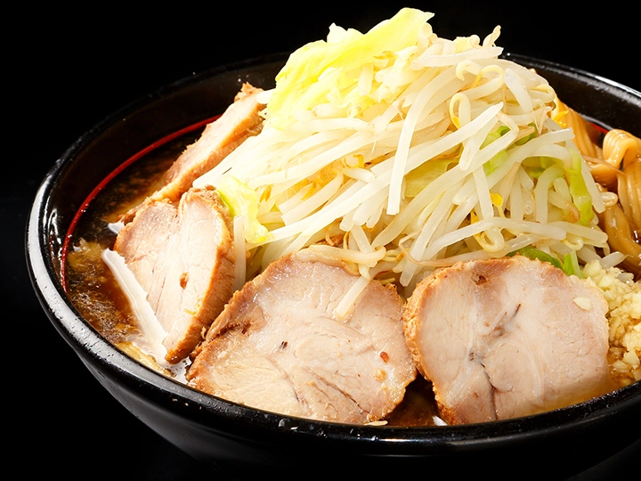 麺でる ラーメン 黒豚チャーシュー増し