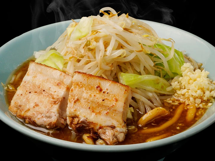 らぁめん大山（たいざん） 噛む麺！味噌大麺