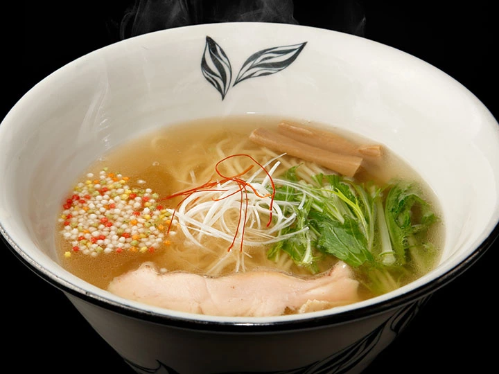 錦 iwamoto 瀬戸内吟醸 真鯛塩らぁ麺 寿
