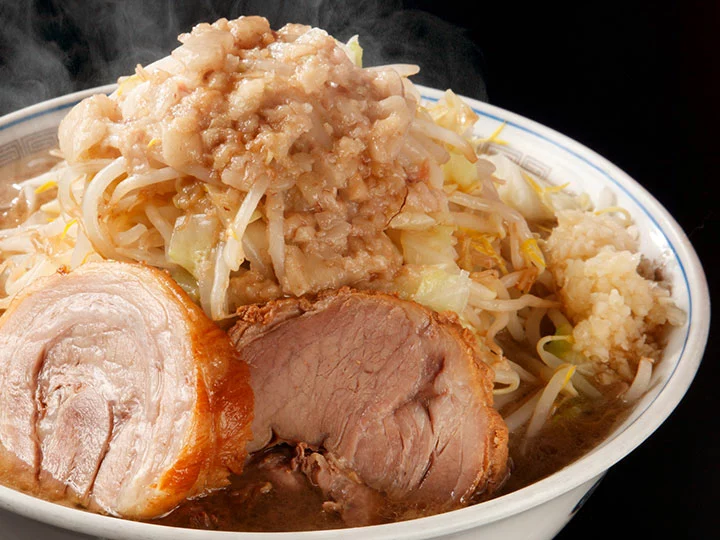 麺屋桐龍 らーめん（豚２枚）