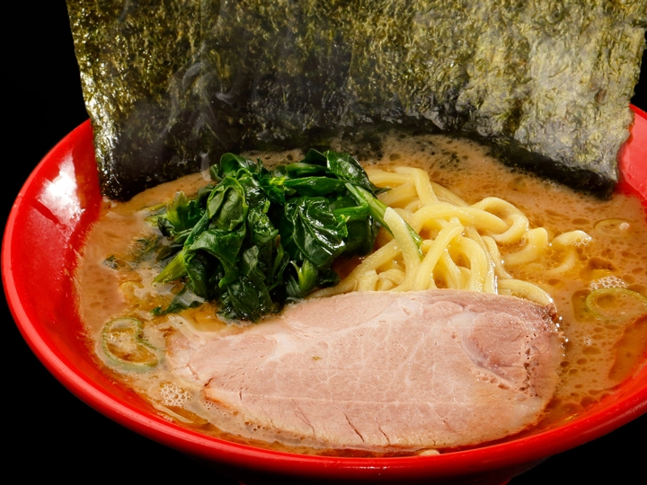 吉祥寺武蔵家 家系MAX（アジコメアブラオオメカタメノリ多め）