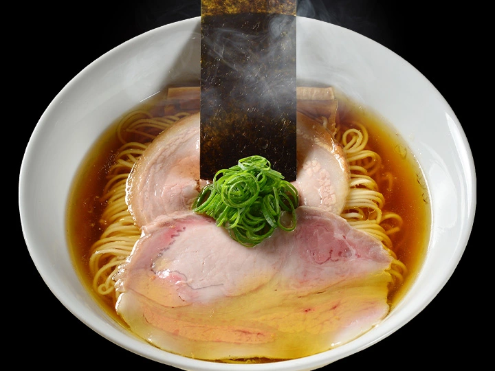 飯田商店 醤油らぁ麺