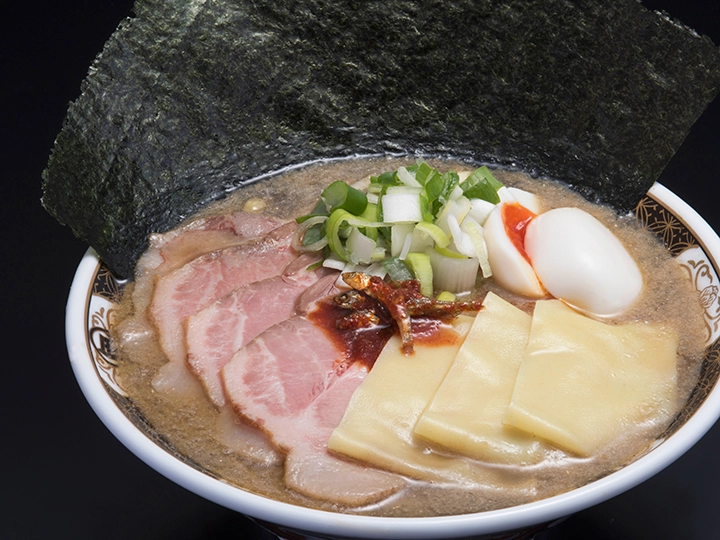 すごい煮干ラーメン凪　新宿ゴールデン街店本館 すごい煮干ラーメン