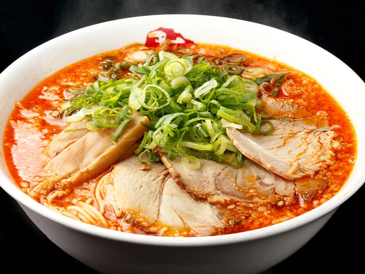 京都銀閣寺ますたにラーメン  辛旨ラーメンみそ風味 (大盛り・チャーシュー5枚)