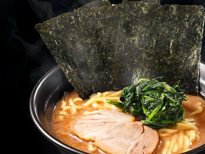 らーめん家せんだい とんこつ醤油ラーメン