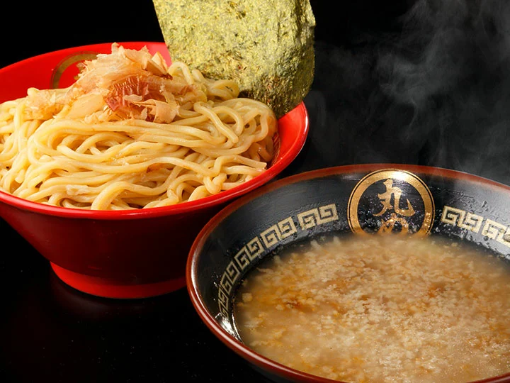 丸め 背脂煮干つけ麺