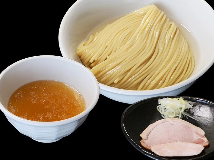麺屋鈴春 昆布水つけ麺（牡蠣塩）