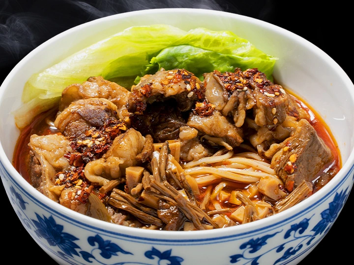 中国菜老四川 飄香（ぴゃおしゃん） 香飃牛肉麺