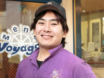 麺場voyage 店主 船長：貝原　光