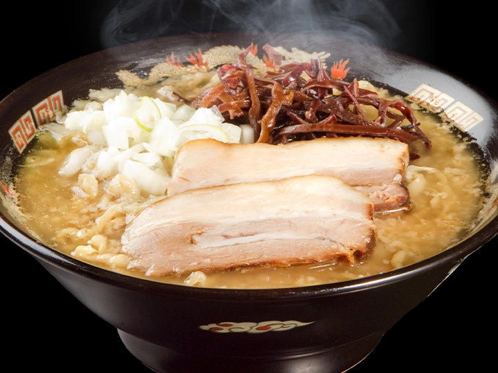 丸め 背脂煮干ラーメン