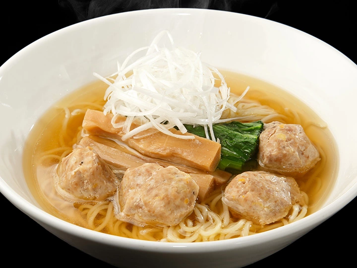 鉢ノ葦葉 地鶏団子と塩らー麺