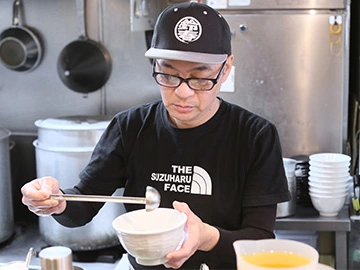 麺屋鈴春 店主 鈴木　勝明