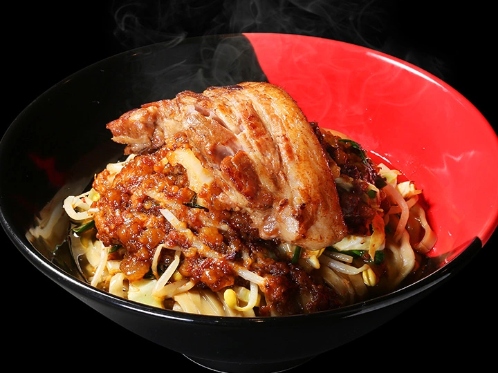八咫烏 キミシダイ油麺