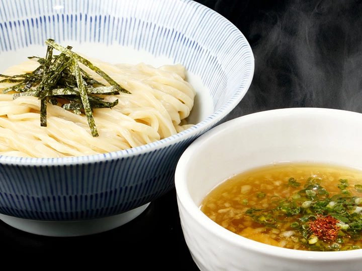 塩つけ麺灯花 名古屋コーチン芳醇つけ麺〜二段重ね製法〜