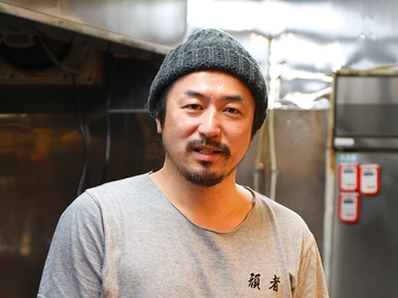 頑者 店主 大橋　英貴