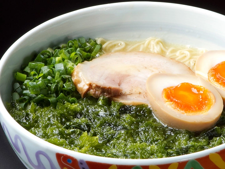 らーめんまる玉 まる玉らーめん（あおさ入り）
