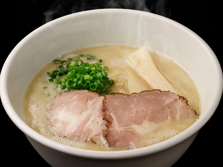 ラーメン家 みつ葉 the second 豚CHIKIしおラーメン