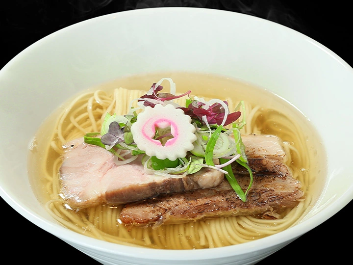八咫烏 塩ラーメン